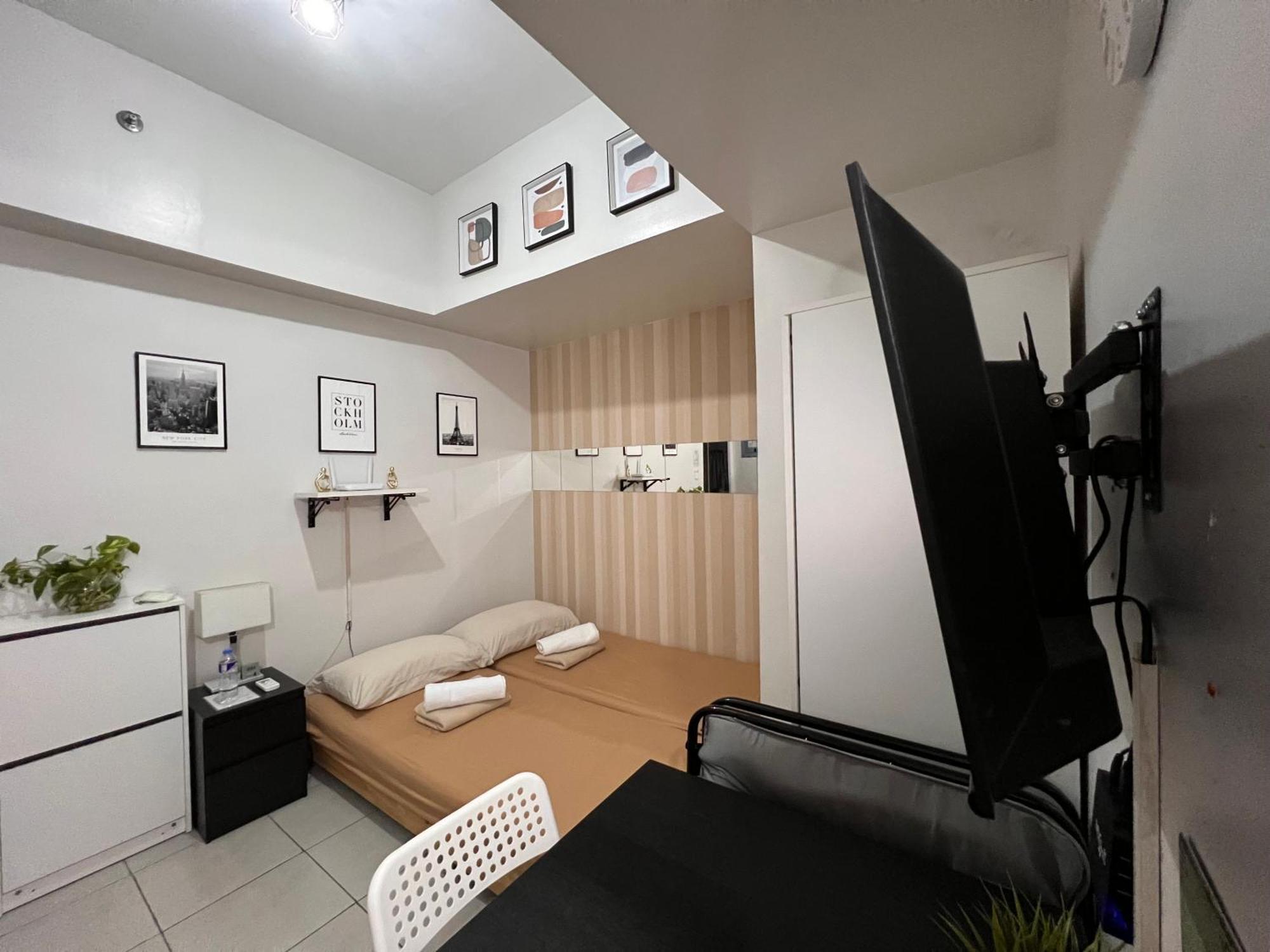 Ama Tower Residences, 8Th Flr, Near Dmw And Sm Megamall 曼达卢永 外观 照片